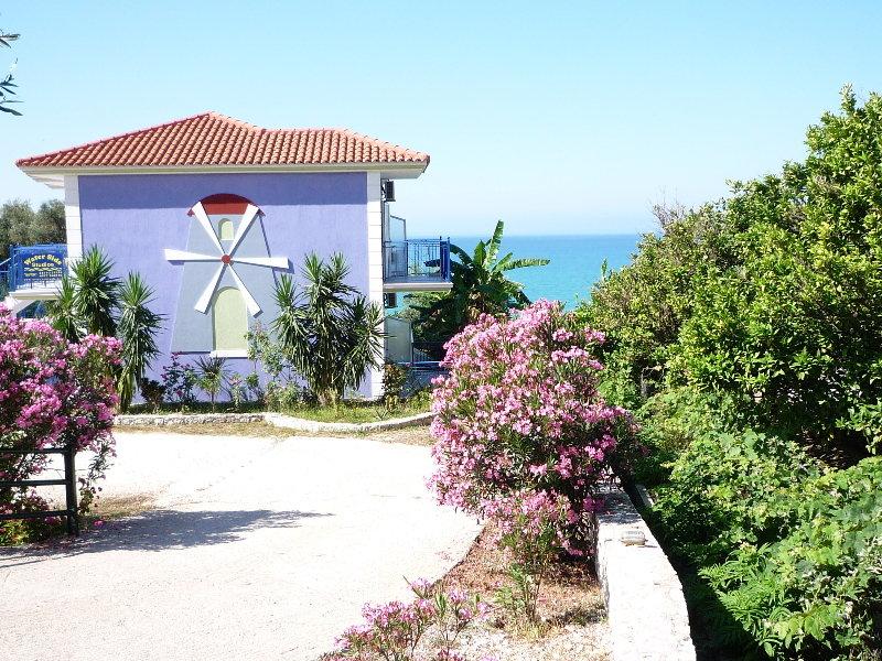 Milos Studios Lourdata  Exterior foto